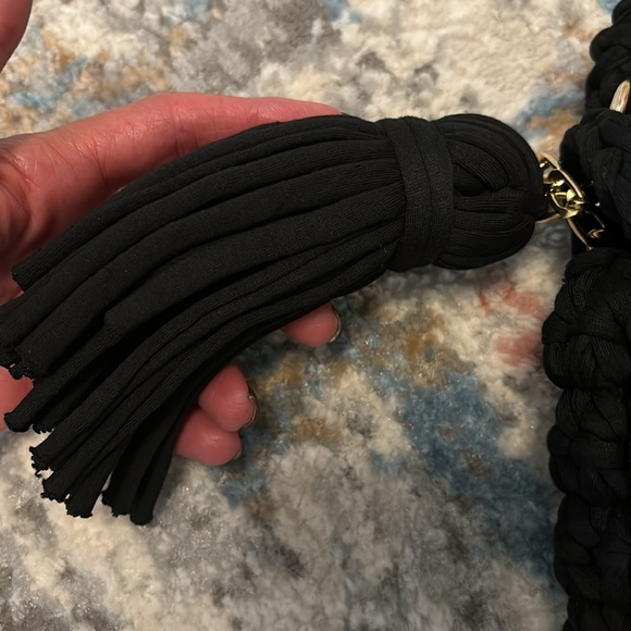 Handbag Handmade Crossbody Woven Purse NEW Black With Gold Crossbody Chain - Picture 8 of 9